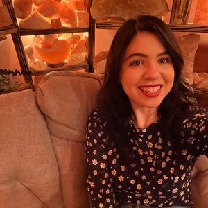 Meet your Posher, Veronica